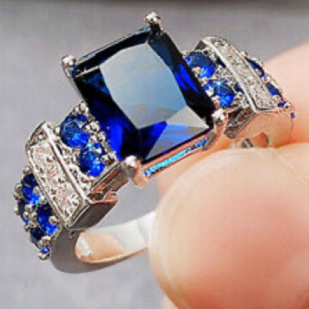 New 925 Sterling silver diamond Ring